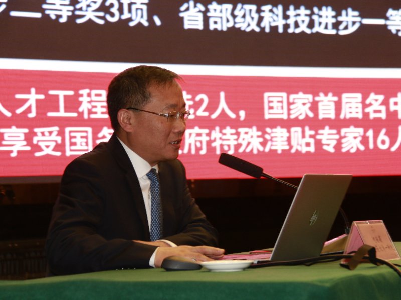 一附院院长朱明军作交流发言